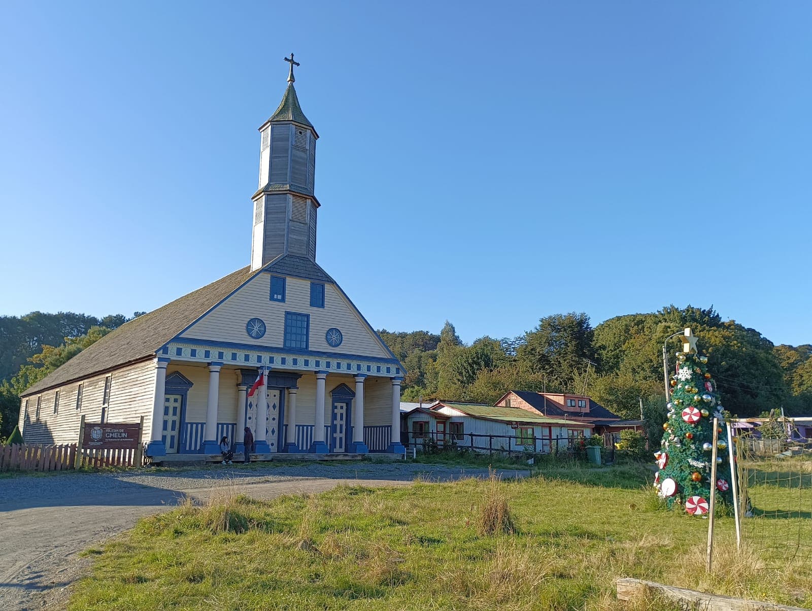 Iglesia de Nuestra Señora del Rosario de Chelín